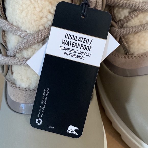 NWT! Sorel Joan of Arctic lite boots - Picture 9 of 10